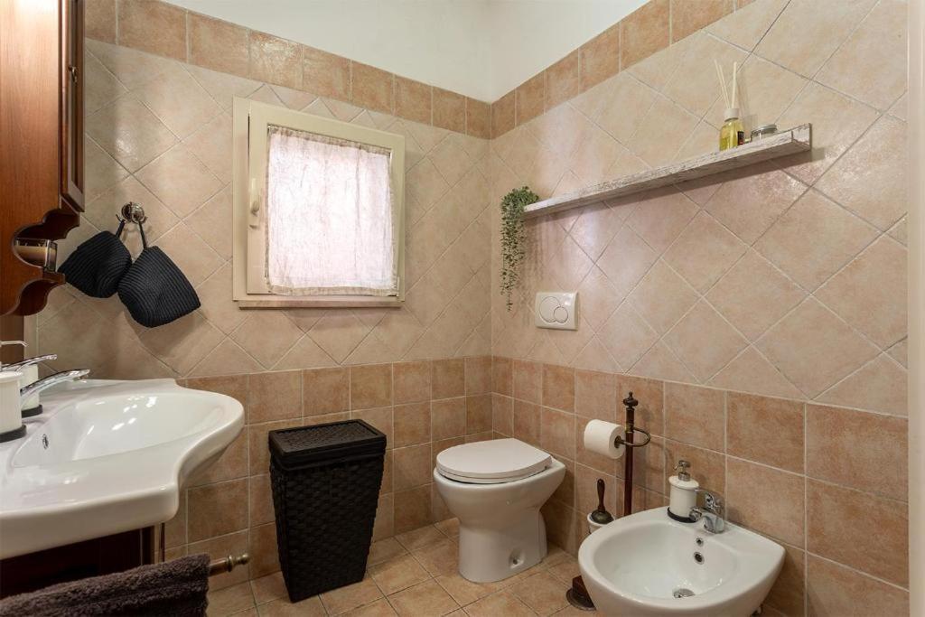 Appartement Comodo Loft Vicino La Metro Battistini Con Garage *