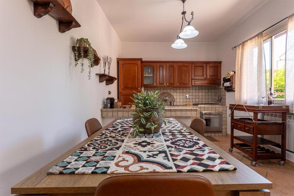 Appartement Comodo Loft Vicino La Metro Battistini Con Garage